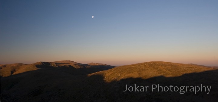 Ramsheads_20060312_182.jpg - Sunset light near Mt Townshend, Kosciuszko National Park, Snowy Mountains, NSW