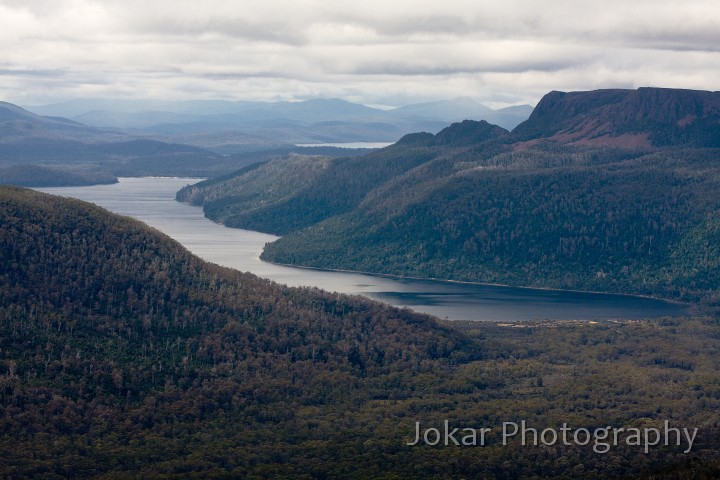 Overland_Track_20090210_687.jpg - Lake St Clair viewed from The Acropolis, Overland Track, Tasmania
