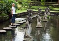 Tirta_Gangga_20100627_021