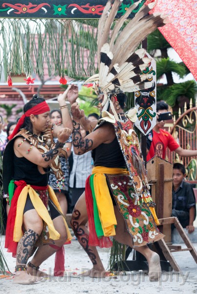 Palangkaraya_Dayak_wedding_20150805_042.jpg