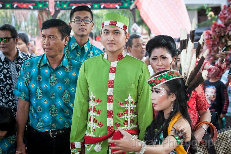 Palangkaraya_Dayak_wedding_20150805_057.jpg