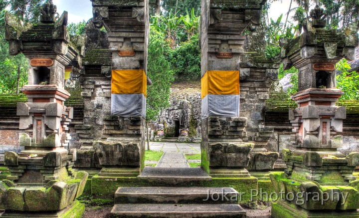 Goa_Gajah_20100123_033_4_5_6_2_tonemapped.jpg - Goa Gajah, Bali, Indonesia